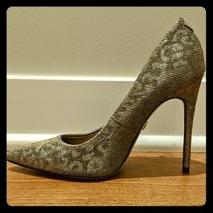Sam Edelman Danna Women's Shoe Silver/Gold Leopard